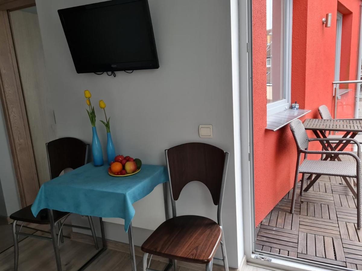 Bela - Pokoje Z Aneksami I Apartamenty Kołobrzeg Kültér fotó