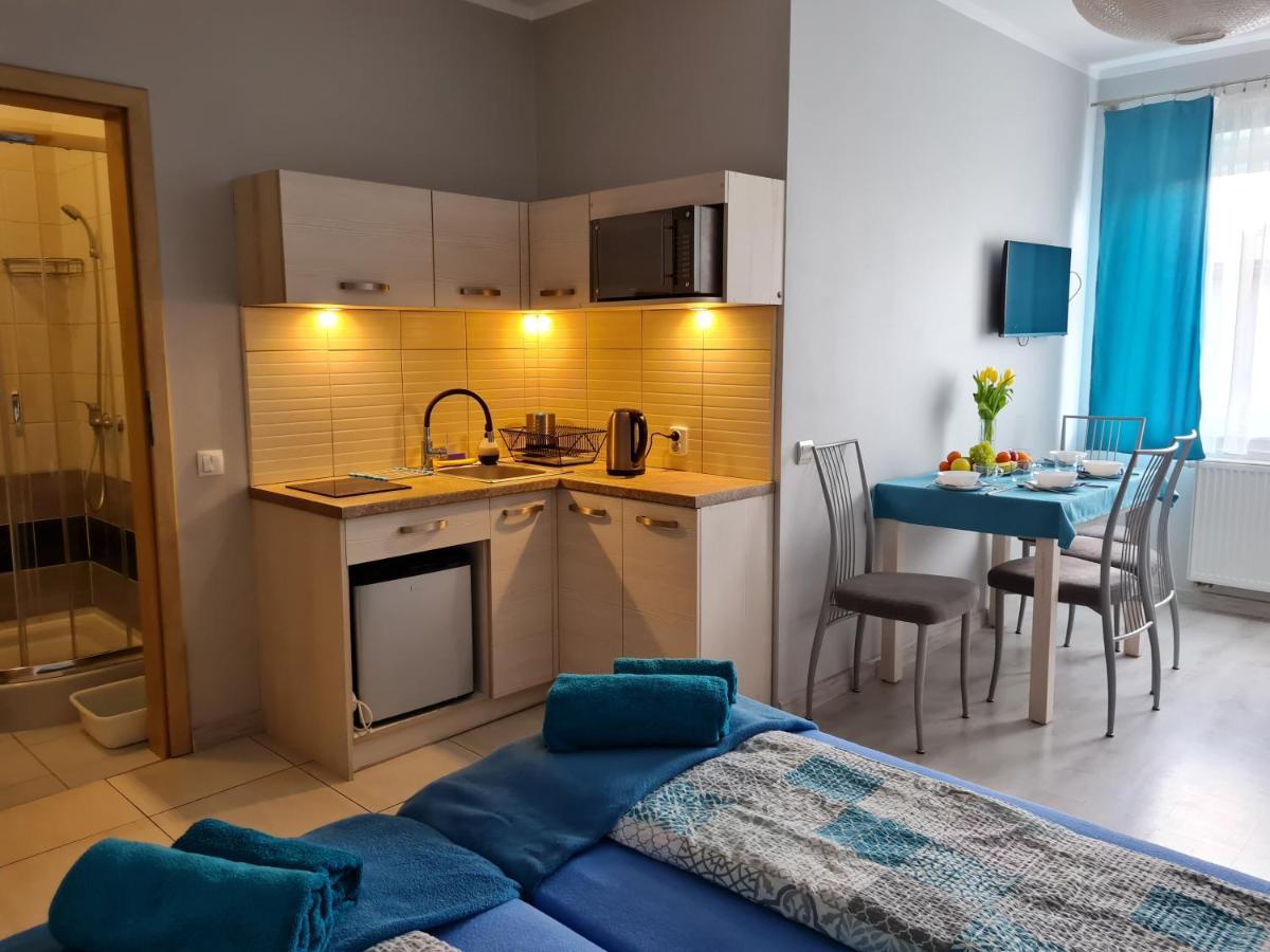 Bela - Pokoje Z Aneksami I Apartamenty Kołobrzeg Kültér fotó