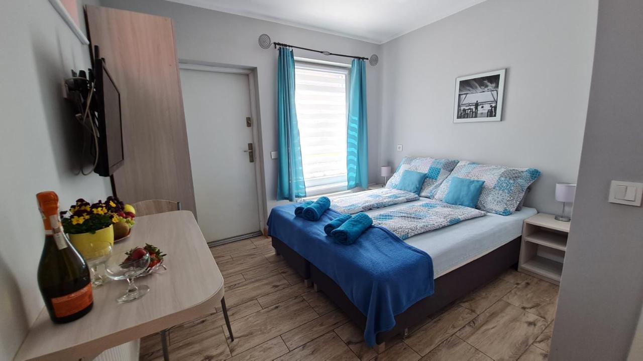 Bela - Pokoje Z Aneksami I Apartamenty Kołobrzeg Kültér fotó