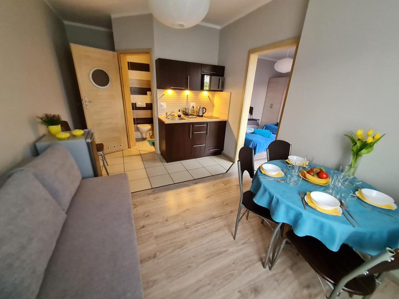 Bela - Pokoje Z Aneksami I Apartamenty Kołobrzeg Kültér fotó